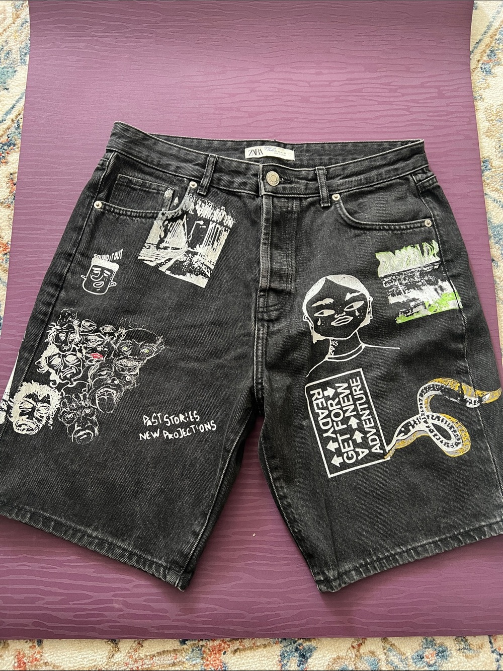 Zara Black Denim Shorts with White & Green Graphic Art